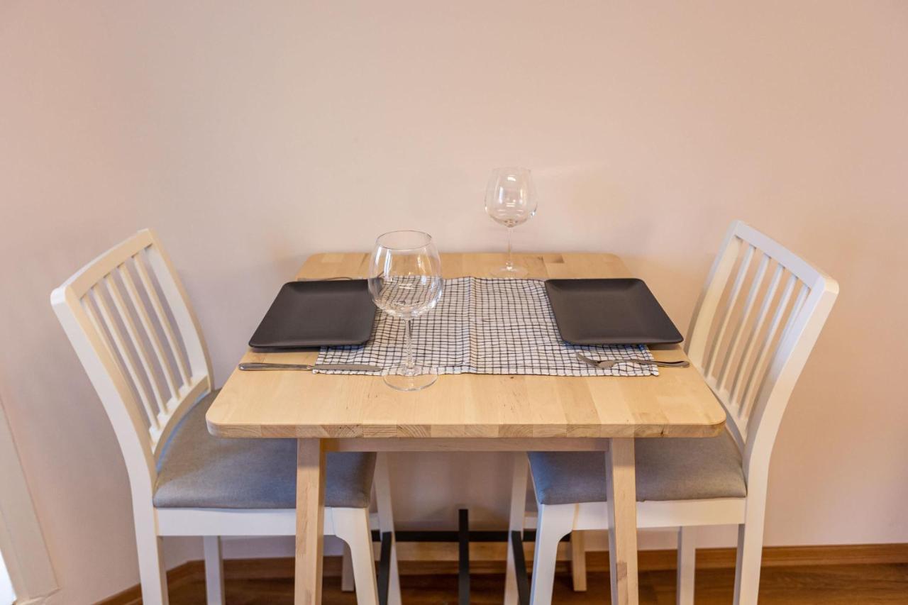 Daire Flat With Lovely Terrace Near Osmanbey Metro Station In Ferikoy, Sisli *